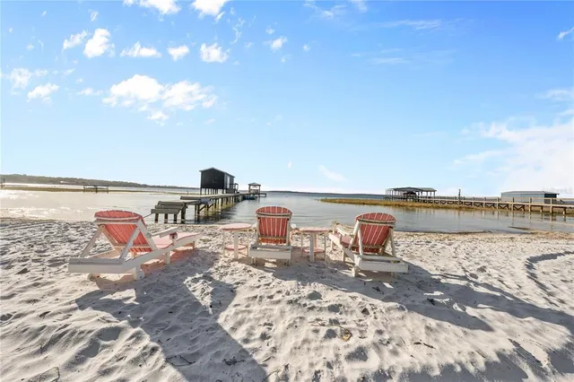 $849,900 | 15340 Southeast 140th Avenue Road, Weirsdale, FL 32195