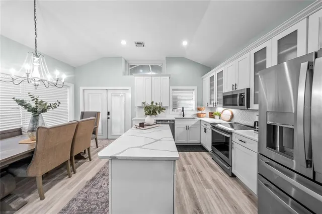 $849,900 | 15340 Southeast 140th Avenue Road, Weirsdale, FL 32195