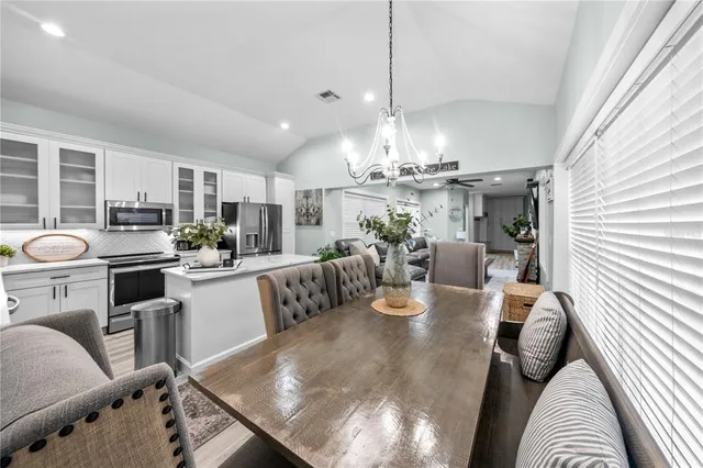 $849,900 | 15340 Southeast 140th Avenue Road, Weirsdale, FL 32195