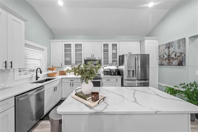 $849,900 | 15340 Southeast 140th Avenue Road, Weirsdale, FL 32195