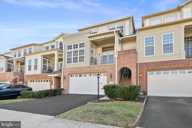 $4,000 | 43277 Tumbletree Terrace, Broadlands, VA 20148