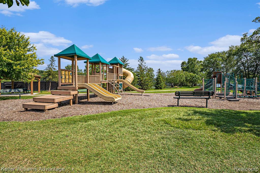 49669 Timber Trail Novi, MI 48374 - Photo 42 of 58 Gallery Image 42