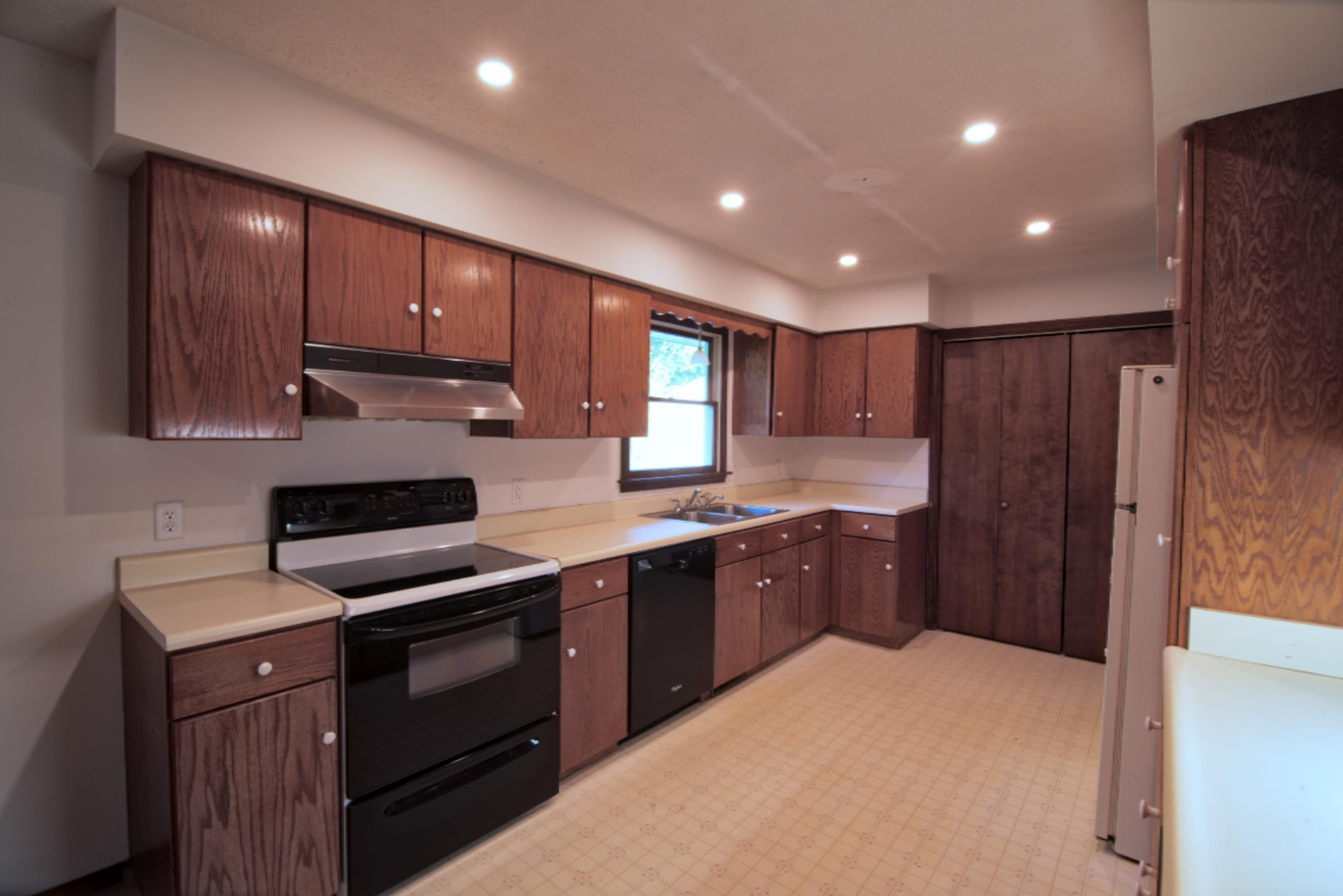 1945 Oak Forest Road Niles, MI 49120 - Photo 14 of 44 _DSC71121945 oak forest