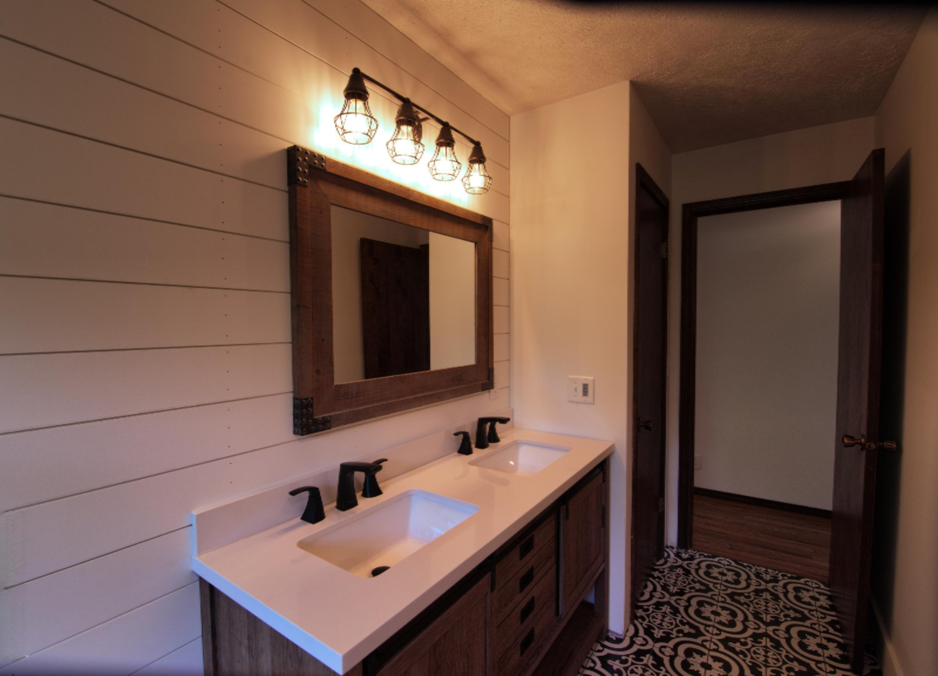 1945 Oak Forest Road Niles, MI 49120 - Photo 10 of 44 _DSC70951945 oak forest