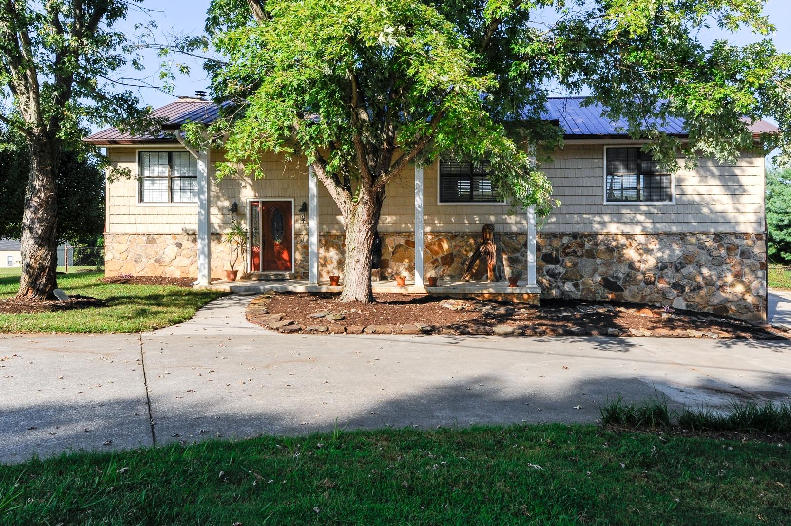 444 Disco Loop Road Friendsville, TN 37737 - Photo 40 of 40 Welcome Home!