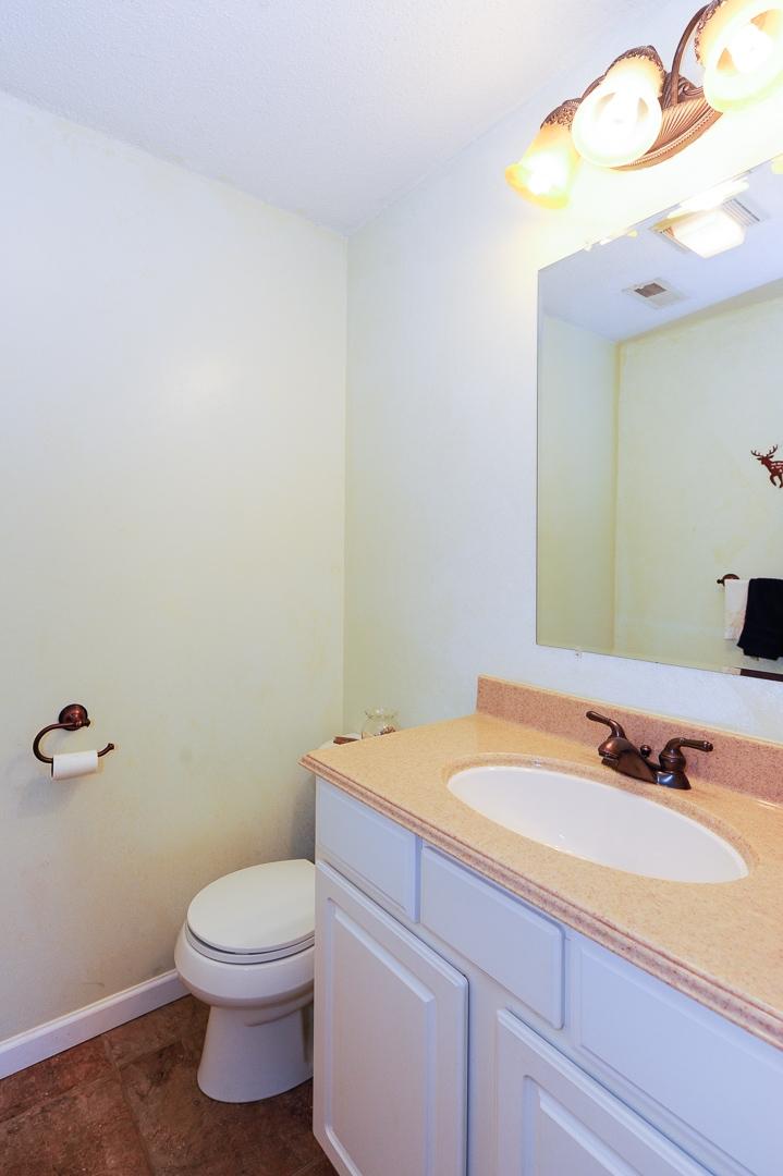444 Disco Loop Road Friendsville, TN 37737 - Photo 8 of 40 Half bath