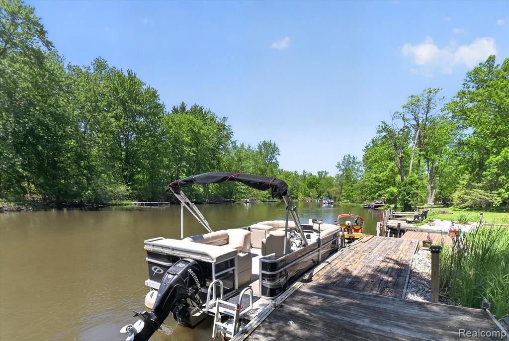 6415 Riverdale Road Whitmore Lake, MI 48189 - Photo 11 of 62