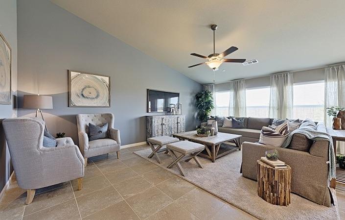 461 Cascade Way, Unit 49 Madera, CA 93636 - Photo 3 of 9 Gallery Image 3