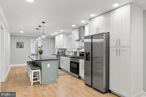 $589,900 | 506 Cambridge Drive, Newark, DE 19711