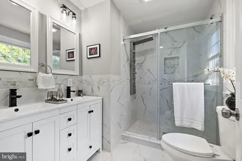 $589,900 | 506 Cambridge Drive, Newark, DE 19711