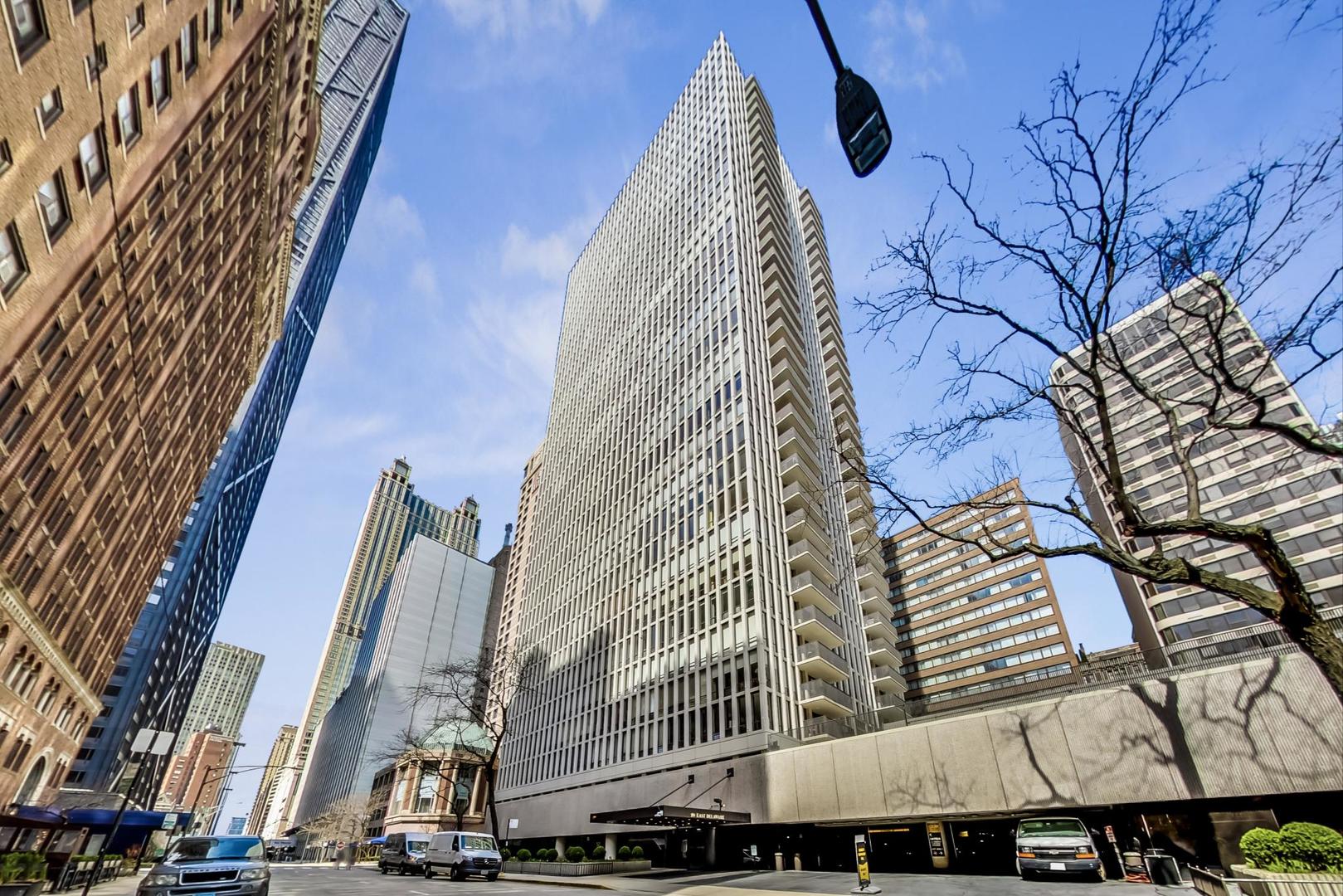 200 East Delaware Place, Unit 30C Chicago, IL 60611 - Photo 1 of 57