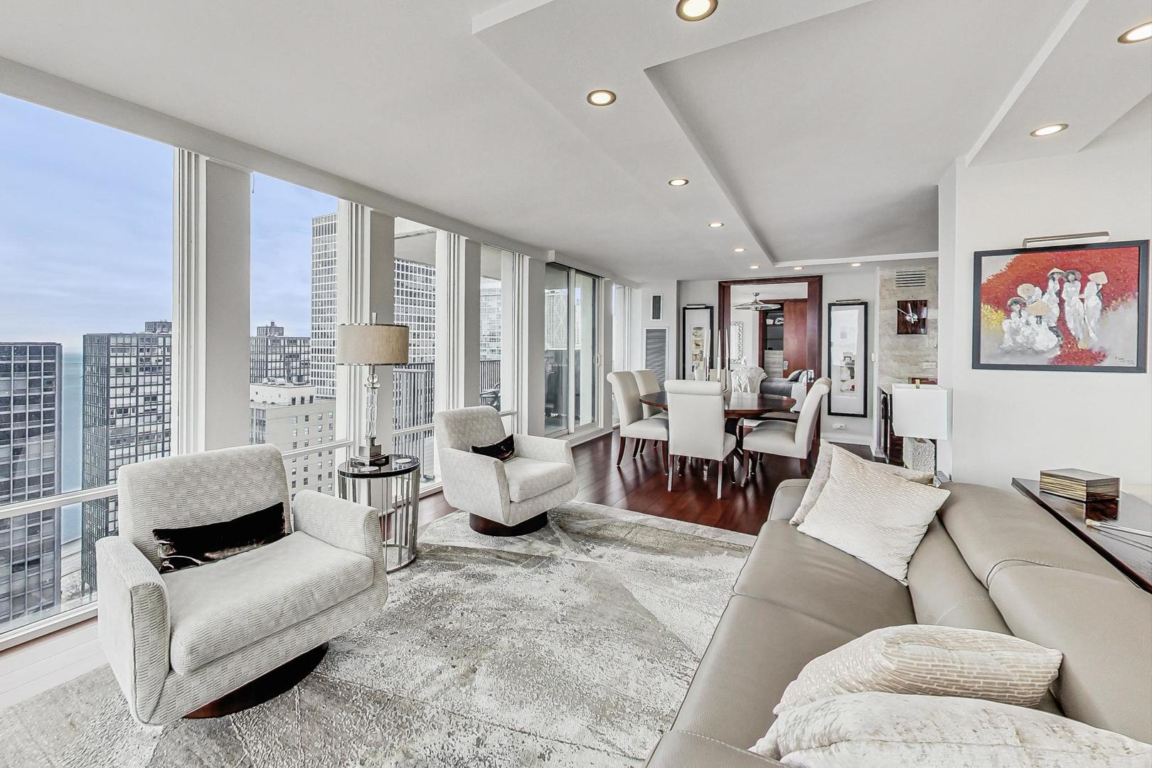 200 East Delaware Place, Unit 30C Chicago, IL 60611 - Photo 15 of 57