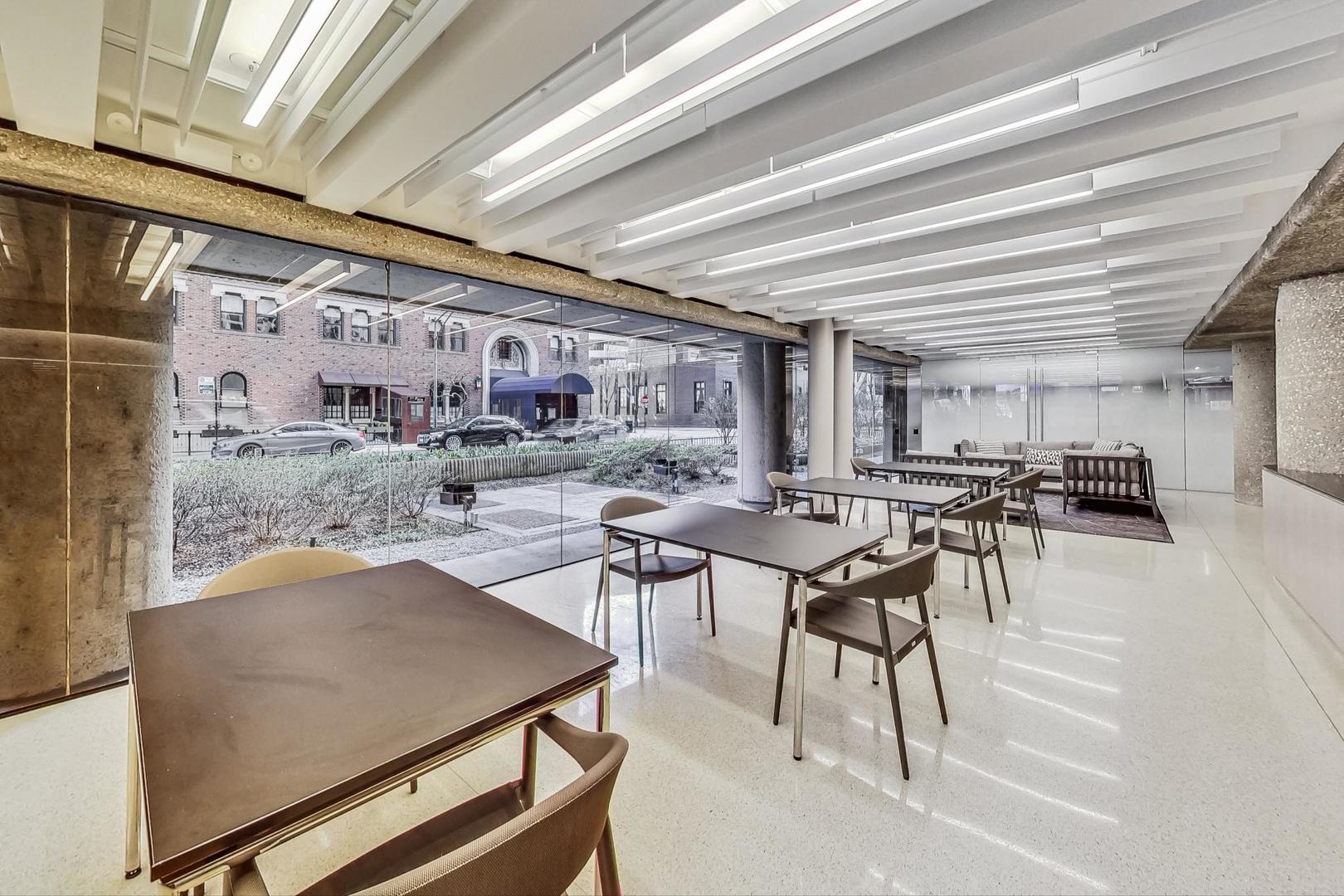 200 East Delaware Place, Unit 30C Chicago, IL 60611 - Photo 46 of 57