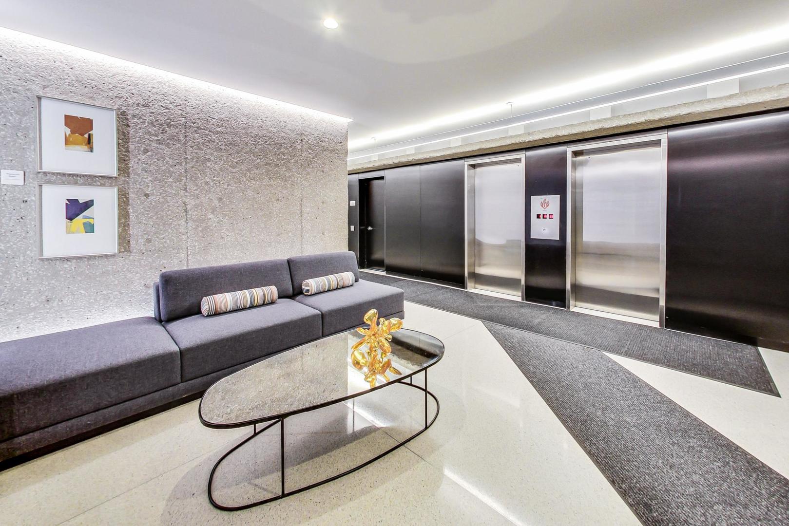 200 East Delaware Place, Unit 30C Chicago, IL 60611 - Photo 6 of 57