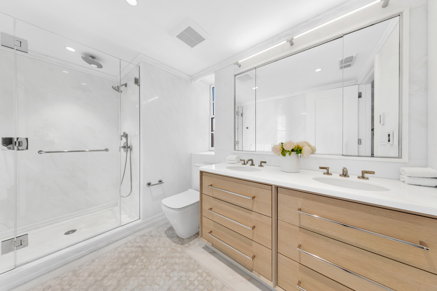 360 Central Park West, Unit 15C Manhattan, NY 10025 - Photo 6 of 10