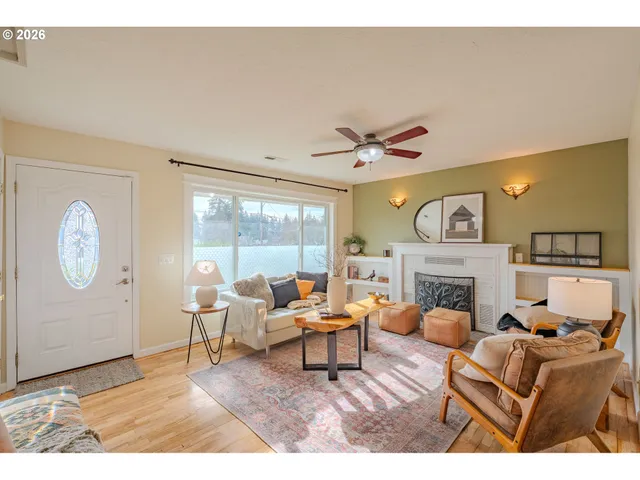 $625,000 | 715 Northeast 22nd Avenue, Camas, WA 98607