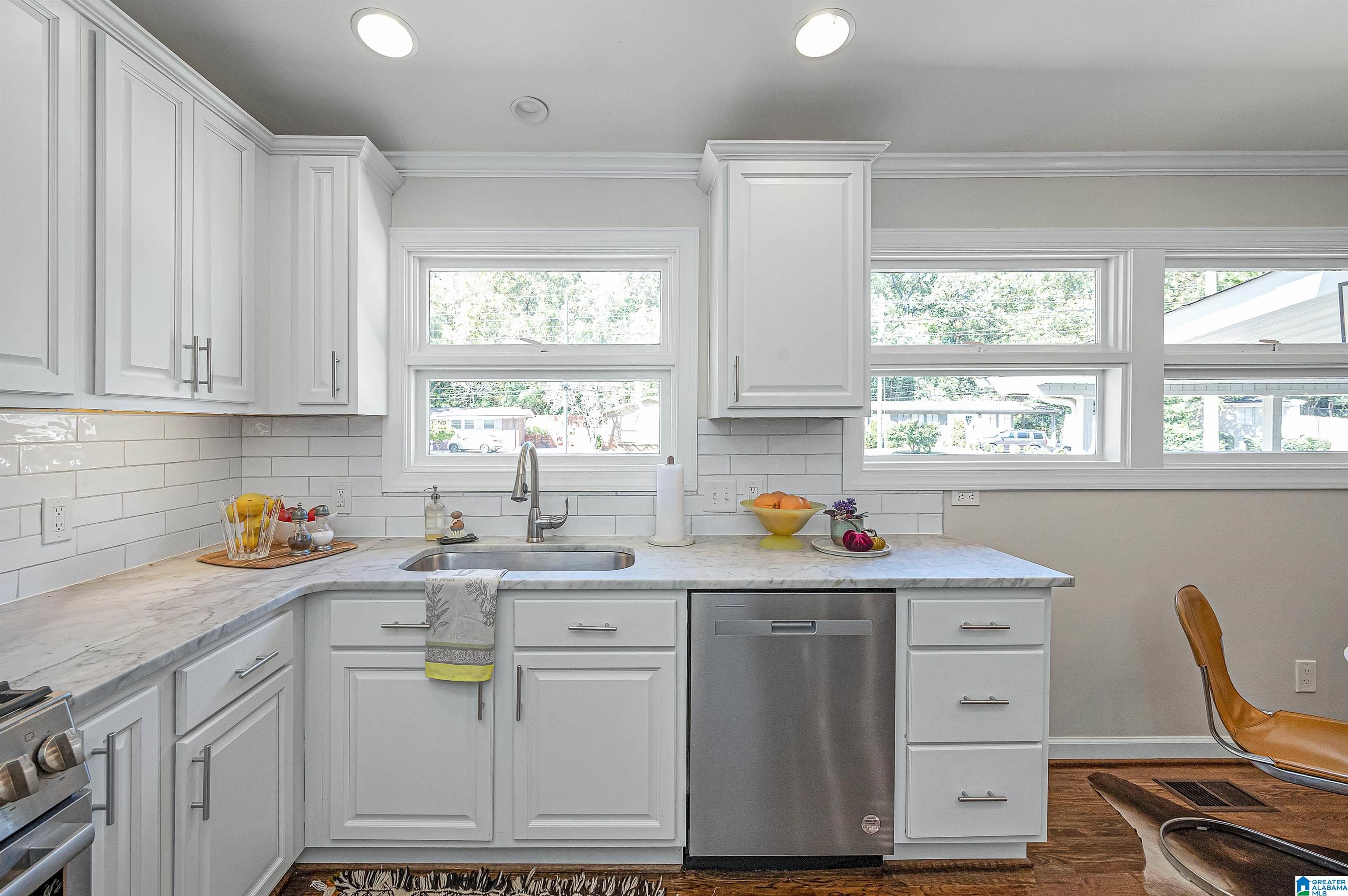 1137 Montclair Road Birmingham, AL 35213 - Photo 13 of 42
