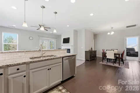 $429,900 | 3176 Bridgewater Street, Lancaster, SC 29720