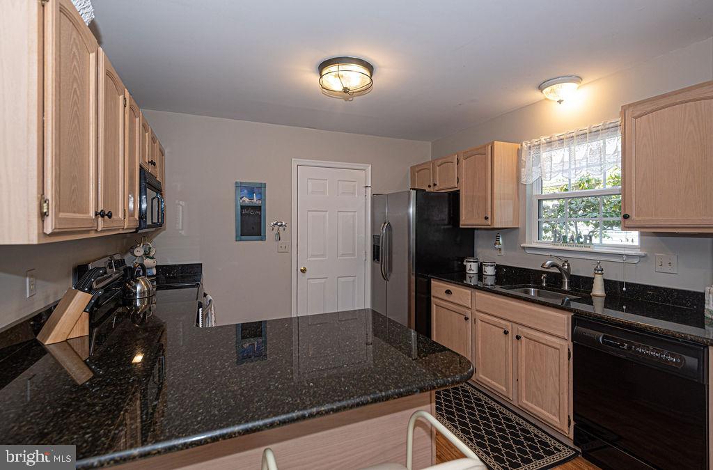 143 Sandyhook Road Ocean Pines, MD 21811 - Photo 9 of 58 Upgraded Kitchen