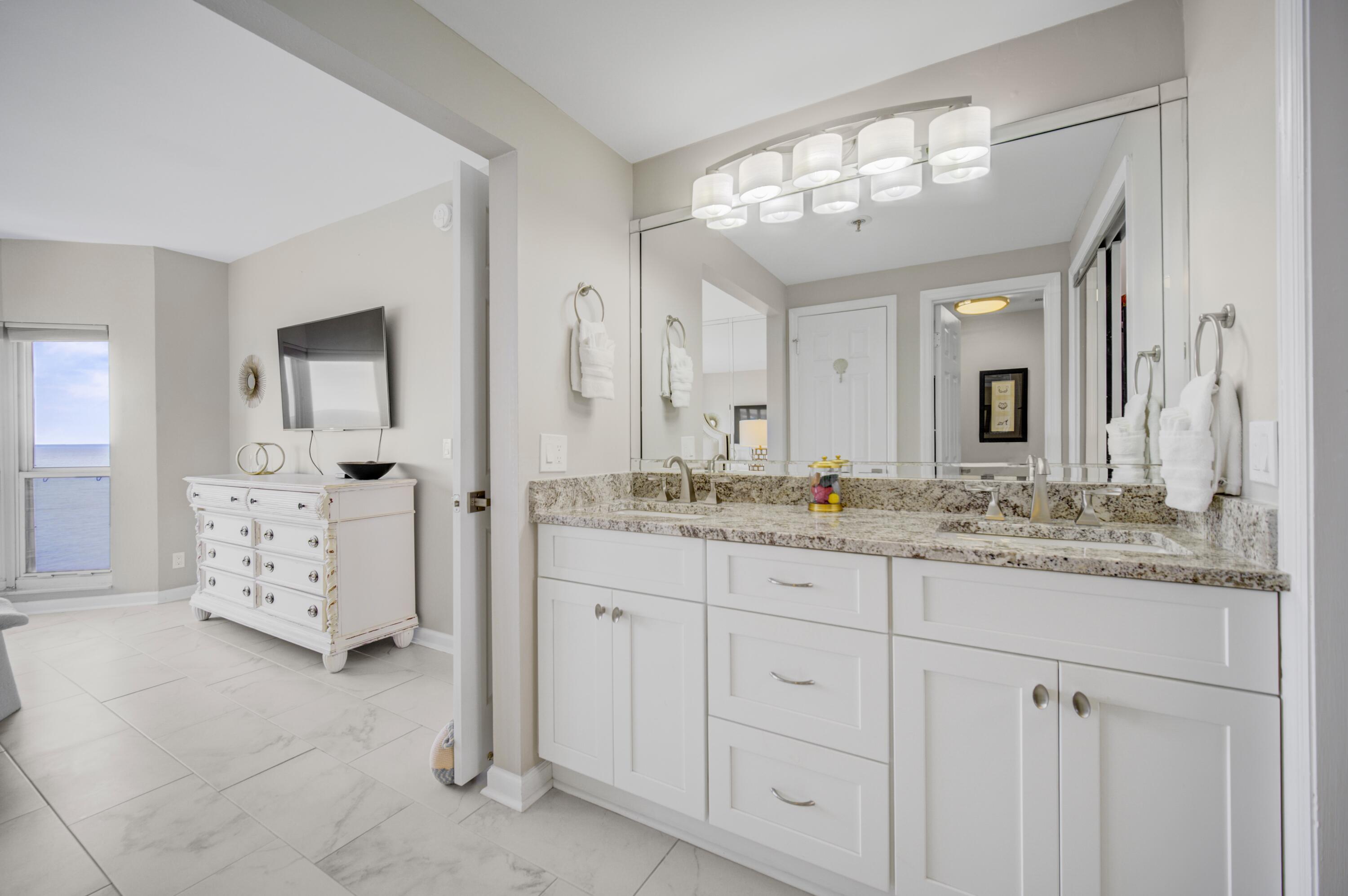 25 Players Club, Unit 25 Miramar Beach, FL 32550 - Photo 15 of 44 Master Bathroom
