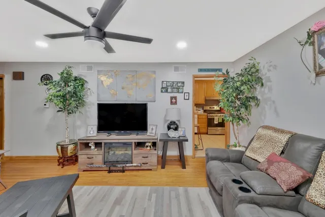 $149,900 | 3209 South Hiram Avenue, Wichita, KS 67217