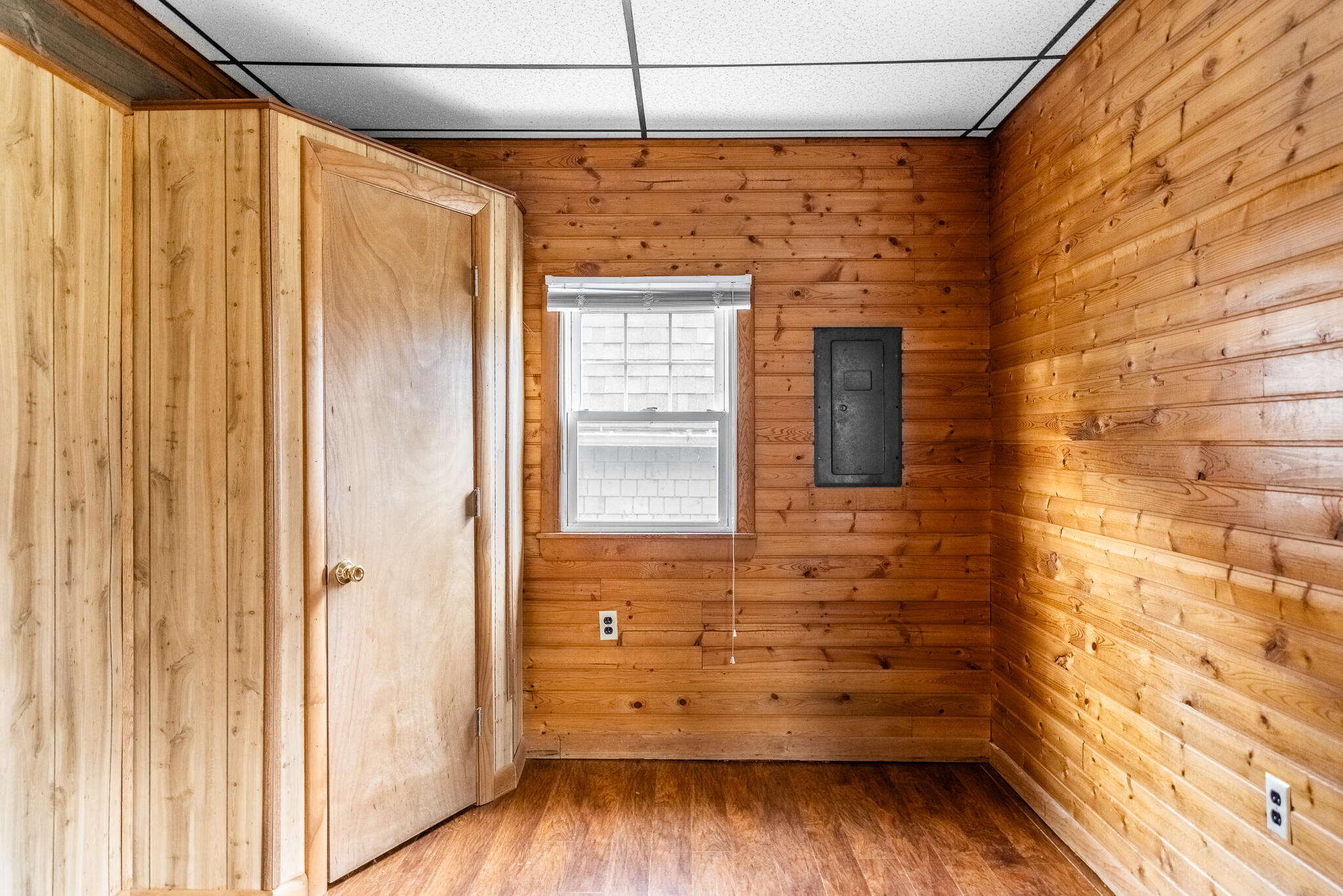 1922 Pushaw Road Glenburn, ME 04401 - Photo 11 of 25 Pushaw Interiors-5