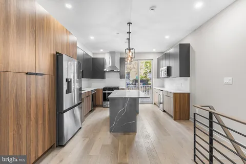 $895,000 | 2340 Alter Street, Philadelphia, PA 19146