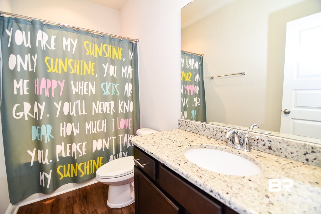 2101 Bourbon Street Foley, AL 36535 - Photo 27 of 35 Guest Bath 2