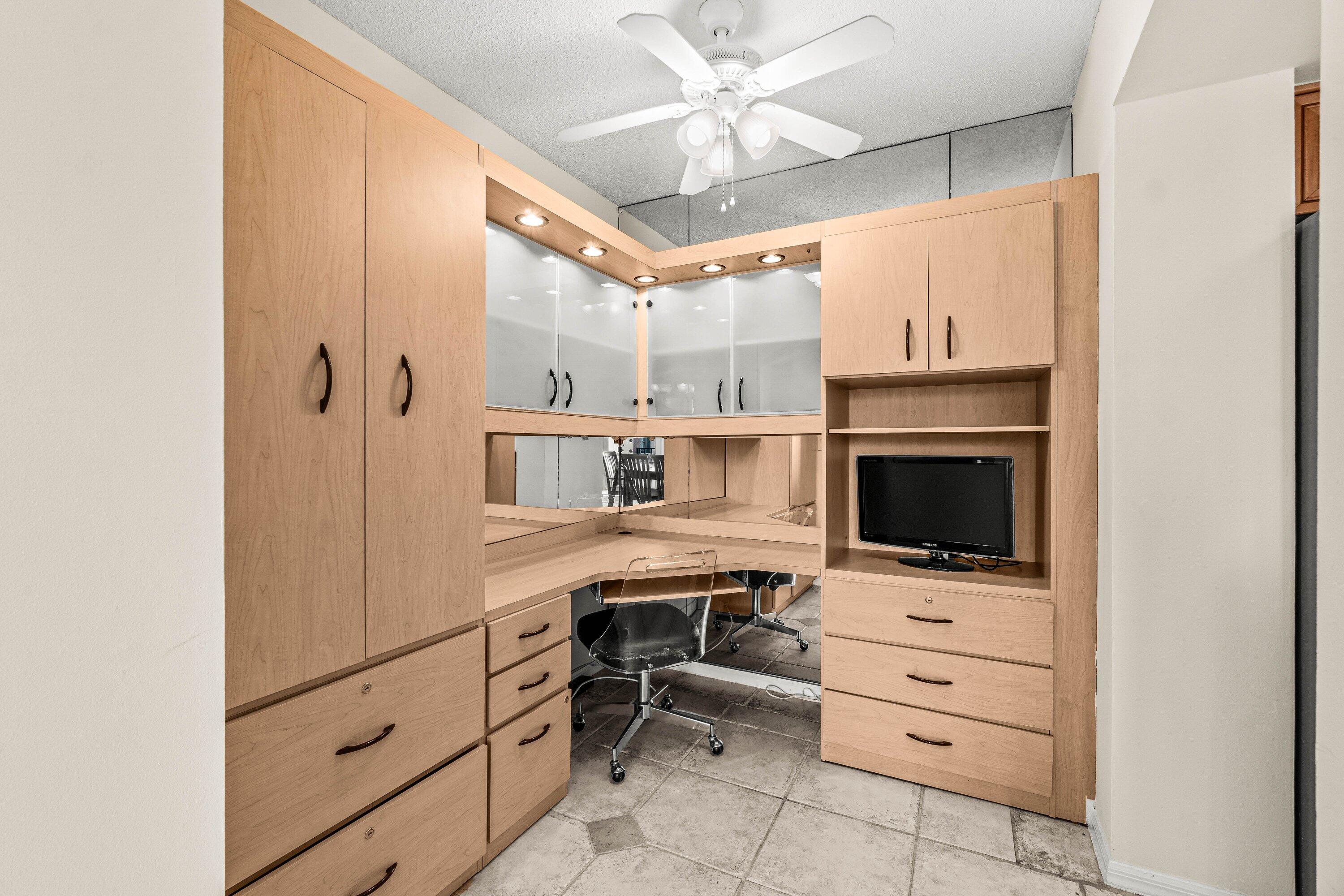 100 Southeast 5th Avenue, Unit 311 Boca Raton, FL 33432 - Photo 12 of 57 11