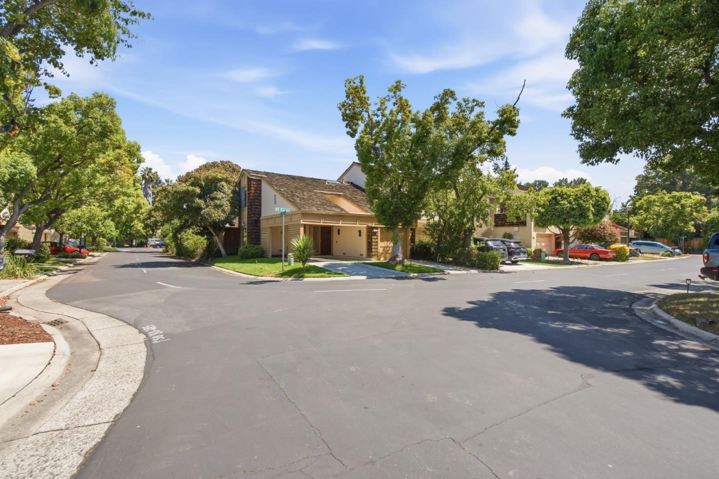 4762 Rio Rita Way San Jose, CA 95129 - Photo 5 of 42