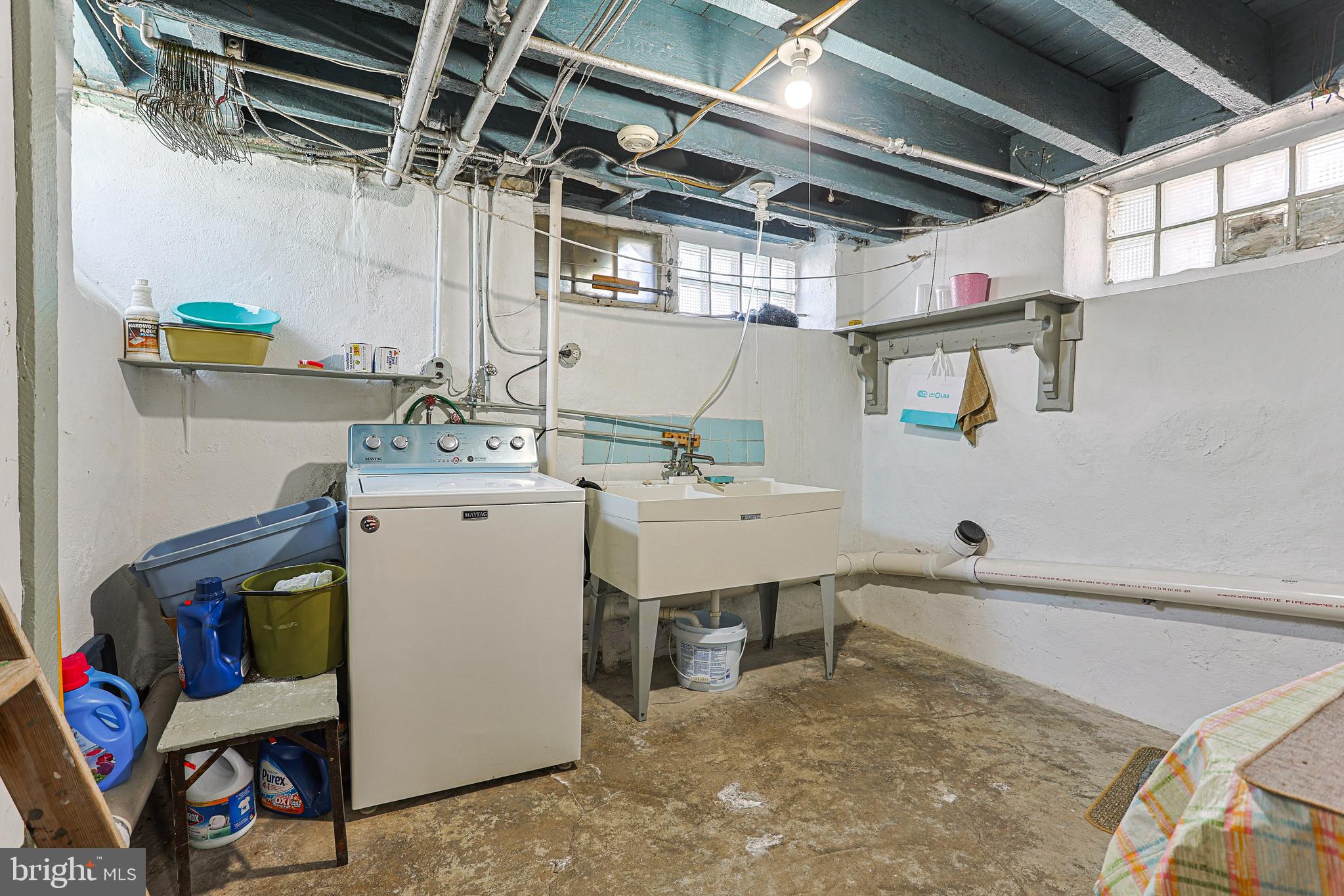 5236 Ridge Avenue Philadelphia, PA 19128 - Photo 33 of 45 a utility room with dryer and washer