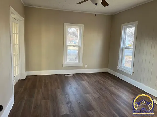 $130,000 | 803 Ellinwood Street, Osage City, KS 66523