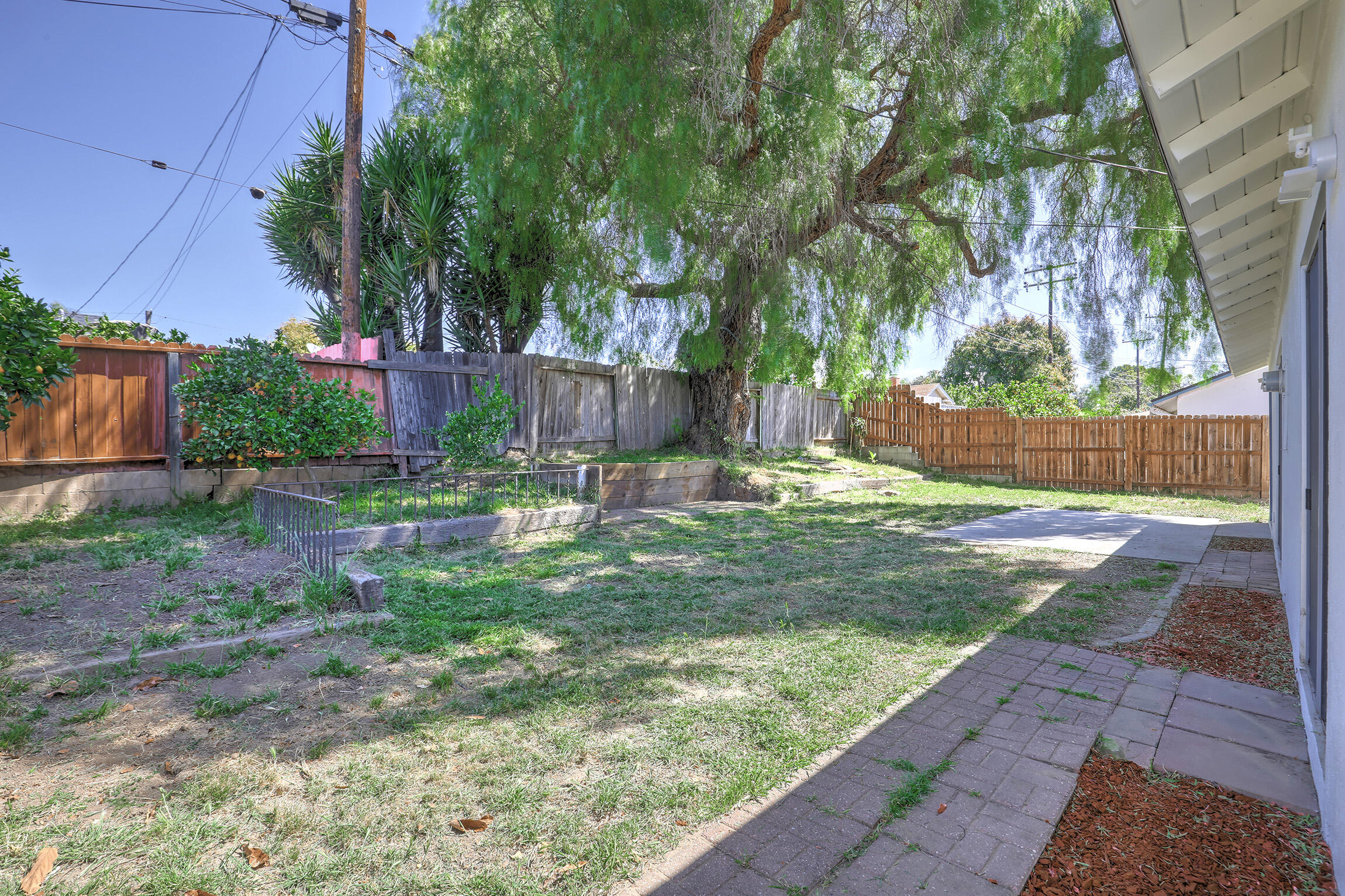 5058 Rocoso Way Santa Barbara, CA 93111 - Photo 18 of 19 a view of a backyard