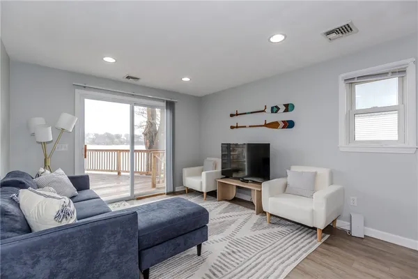 $409,900 | 422 Lake Shore Drive, Warwick, RI 02889