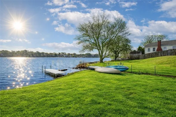 $409,900 | 422 Lake Shore Drive, Warwick, RI 02889