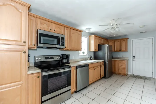 $409,900 | 422 Lake Shore Drive, Warwick, RI 02889