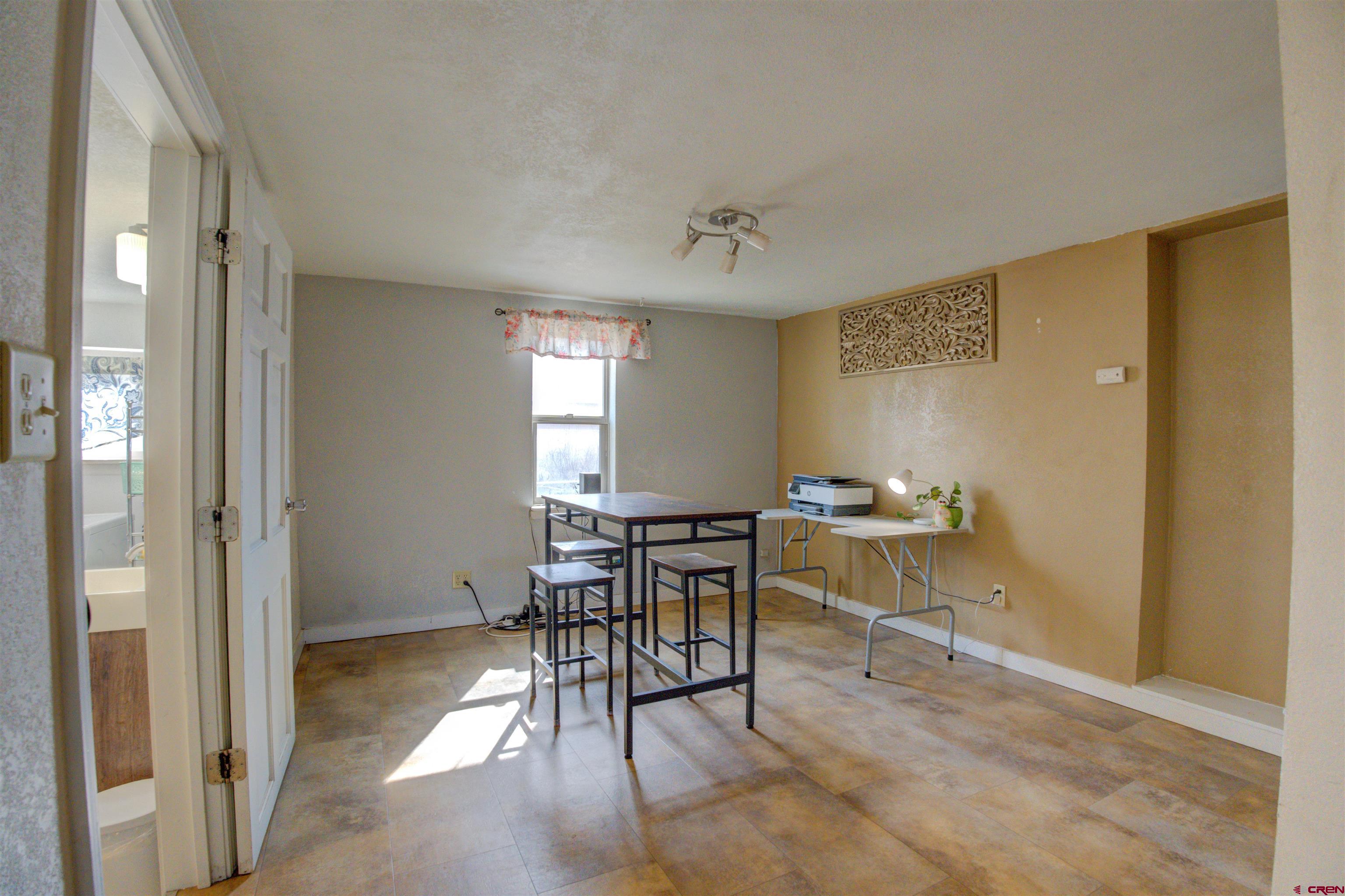 317 South Chestnut Street Cortez, CO 81321 - Photo 6 of 32