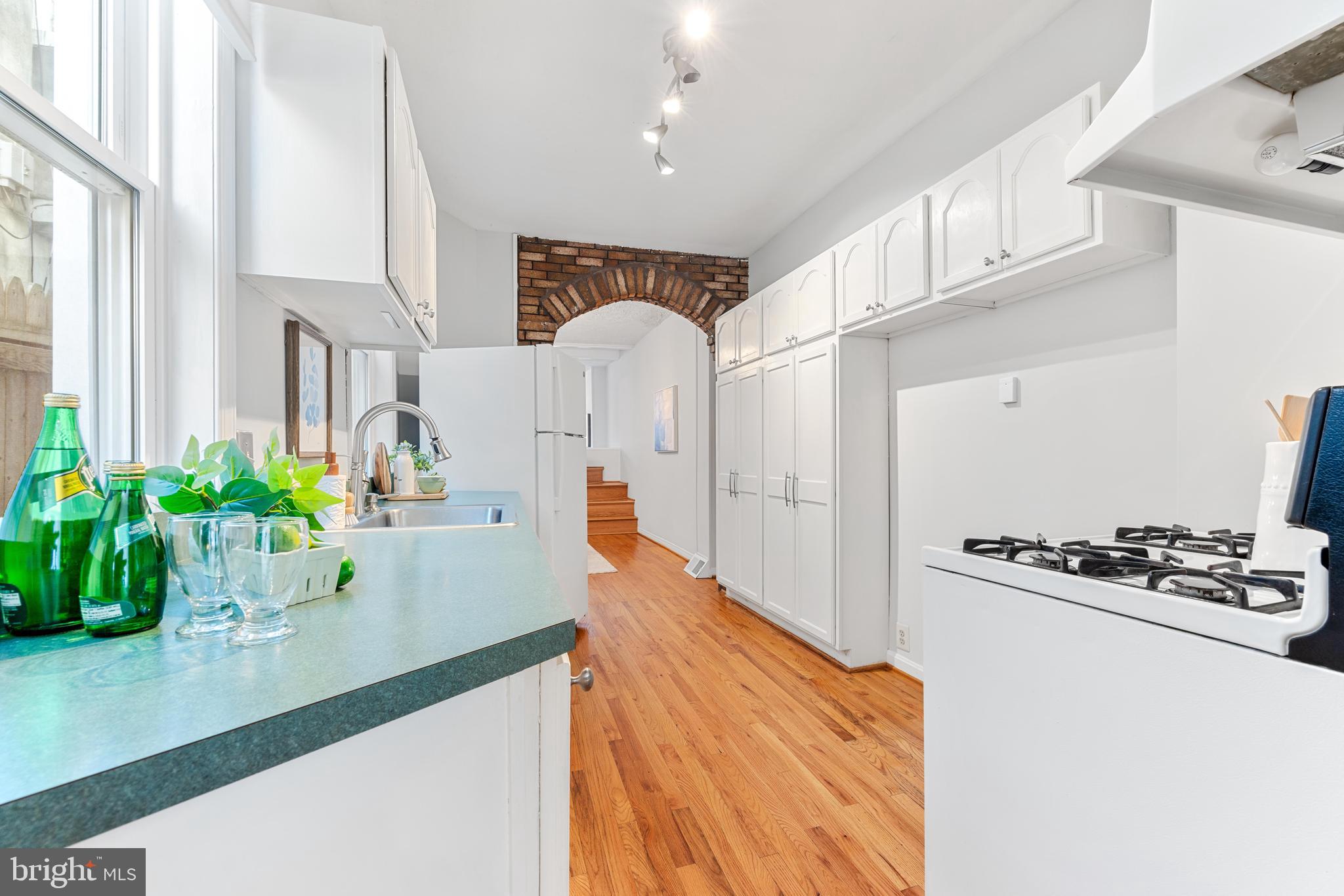 1225 Patapsco Street Baltimore, MD 21230 - Photo 10 of 32