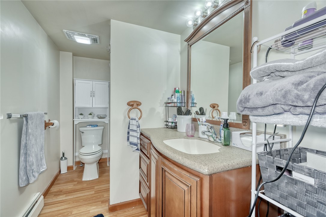 27 Martin Street Webster, NY 14580 - Photo 37 of 48 BATHROOM