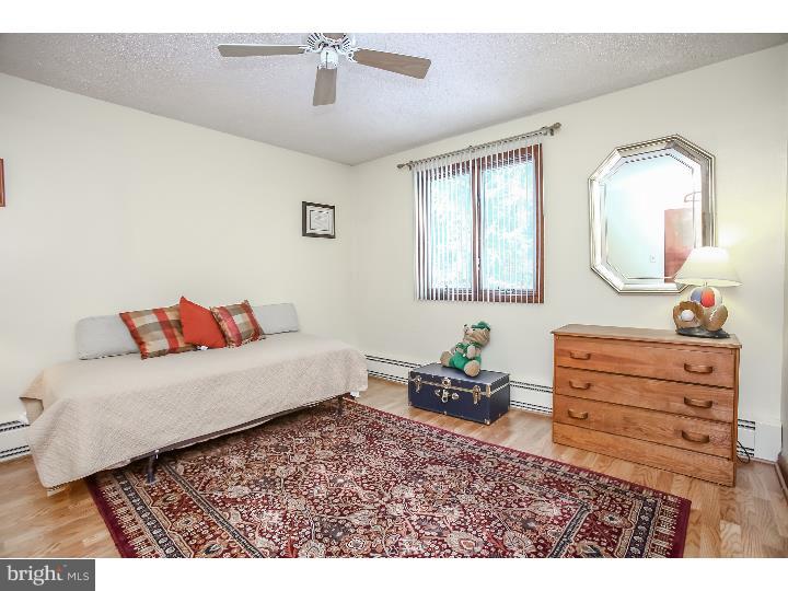 414 Marple Road Broomall, PA 19008 - Photo 13 of 25 Bedroom 3