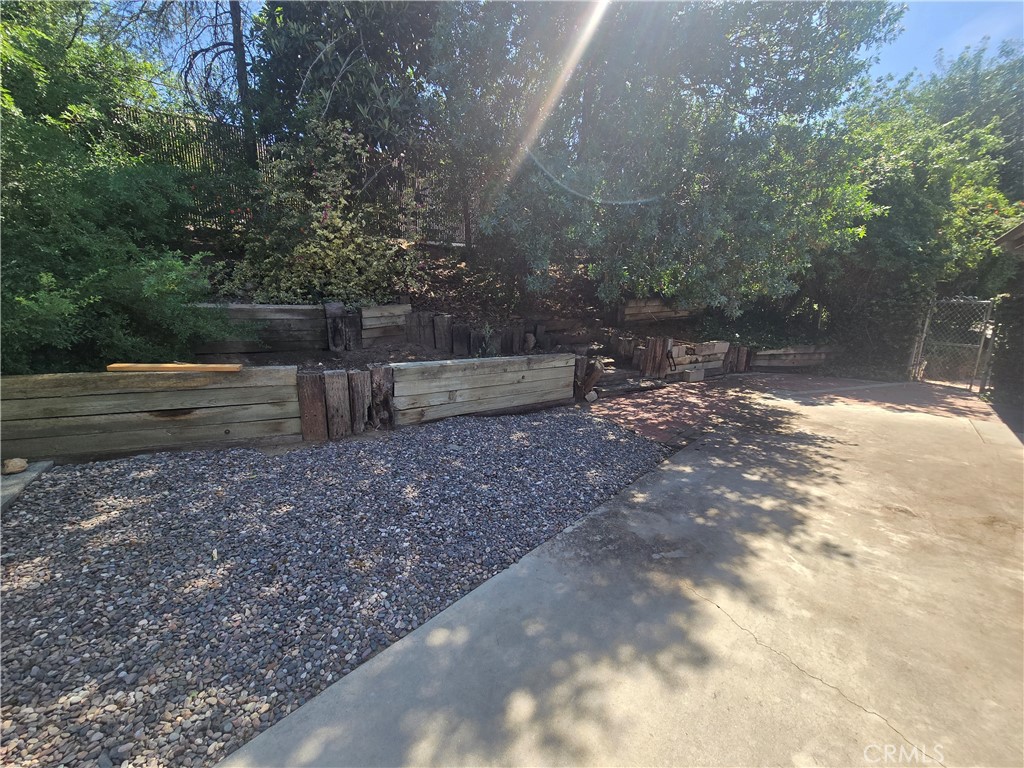 231 Hillandale Court Riverside, CA 92507 - Photo 11 of 15