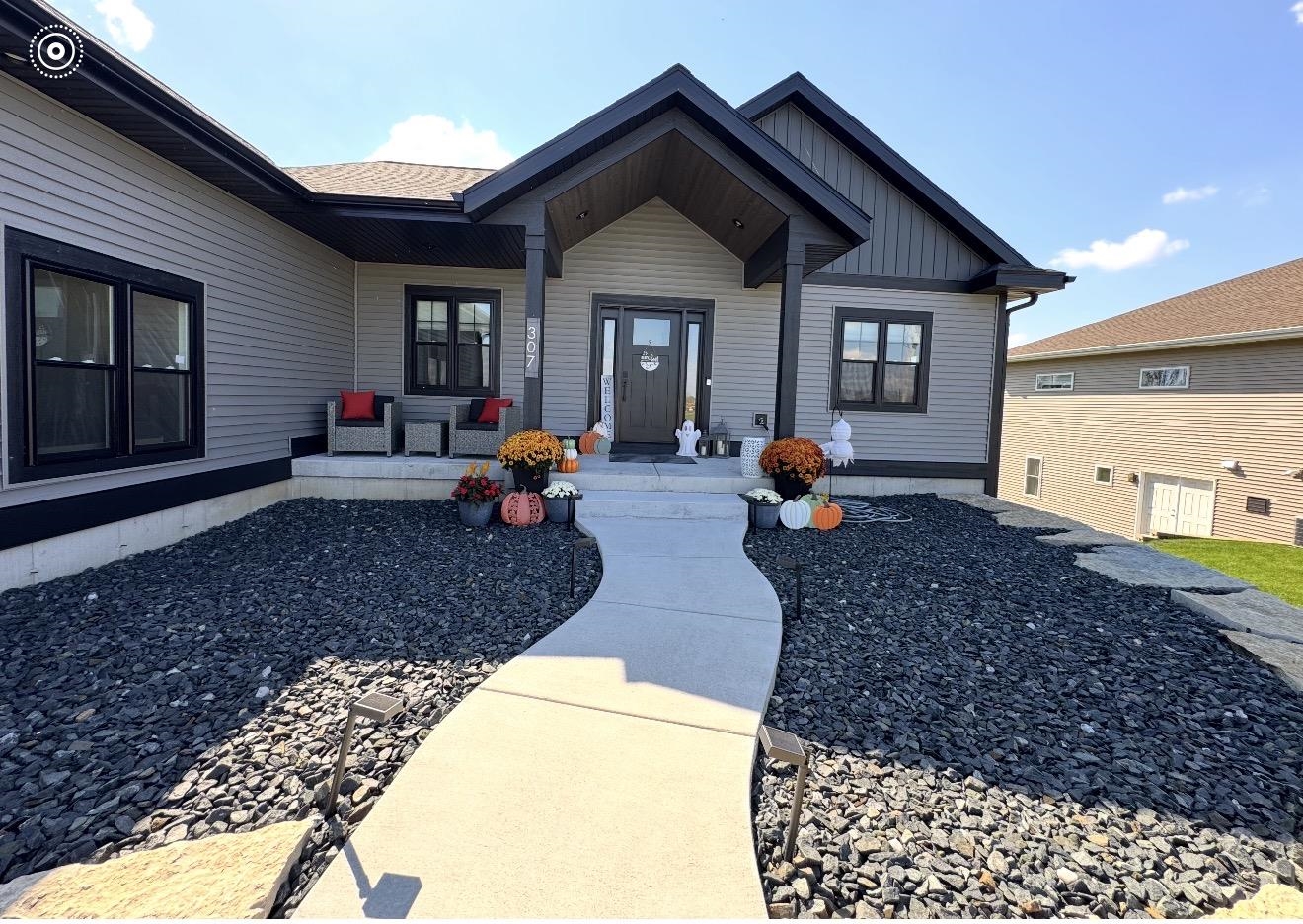 307 Prairie Street Fall River, WI 53932 - Photo 2 of 25