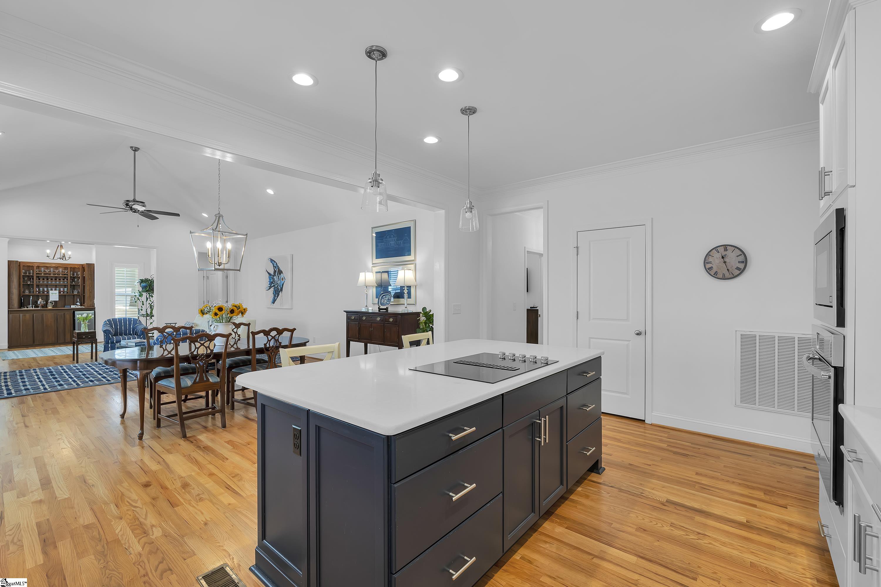 23 Highcroft Court Greenville, SC 29607 - Photo 6 of 27