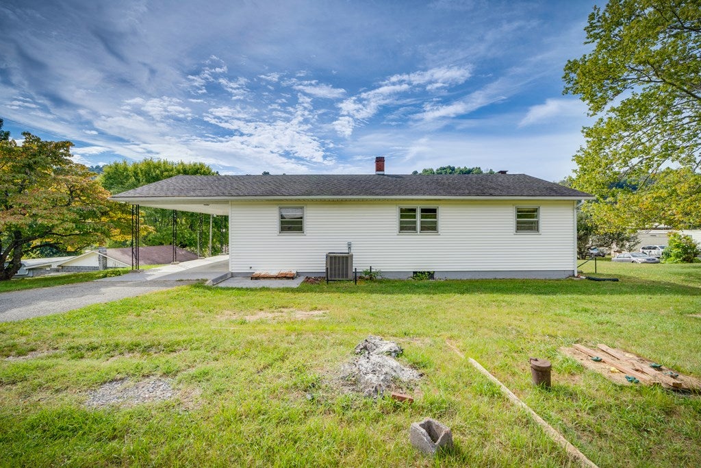 158 Thomas Road Lebanon, VA 24266 - Photo 18 of 18 Gallery Image 18