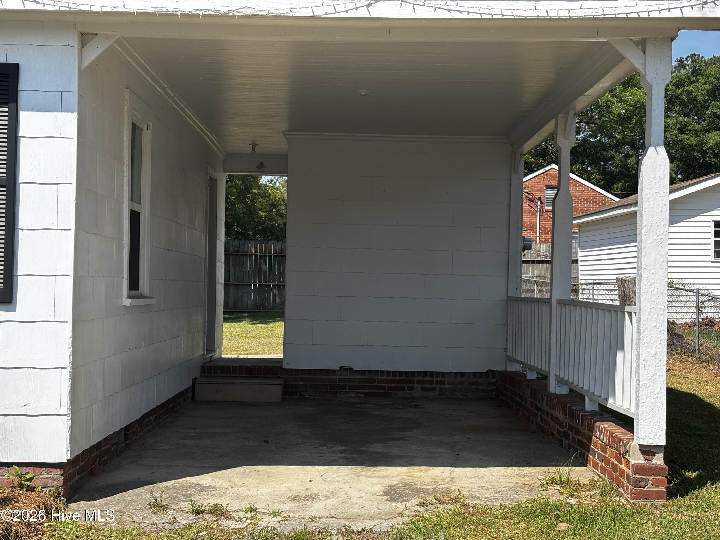 311 Church Street Thomson, GA 30824 - Photo 3 of 27 IMG_3456