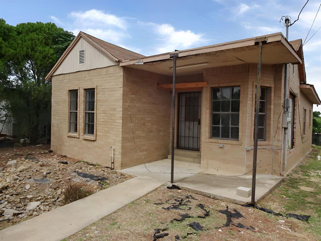 4518 Rodeo Lane Laredo, TX 78046 - Photo 1 of 12 Gallery Image 1