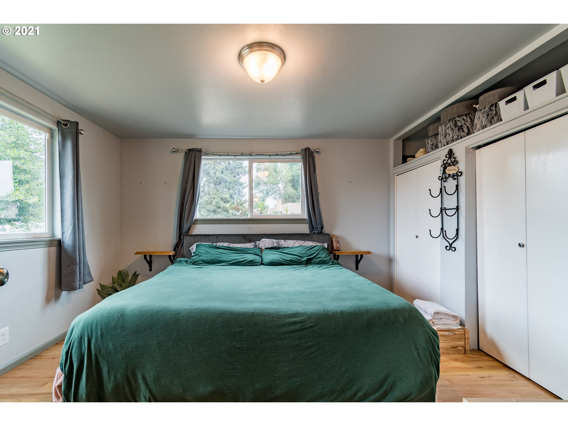 5195 E Street Springfield, OR 97478 - Photo 12 of 30 a bedroom with a bed and a window