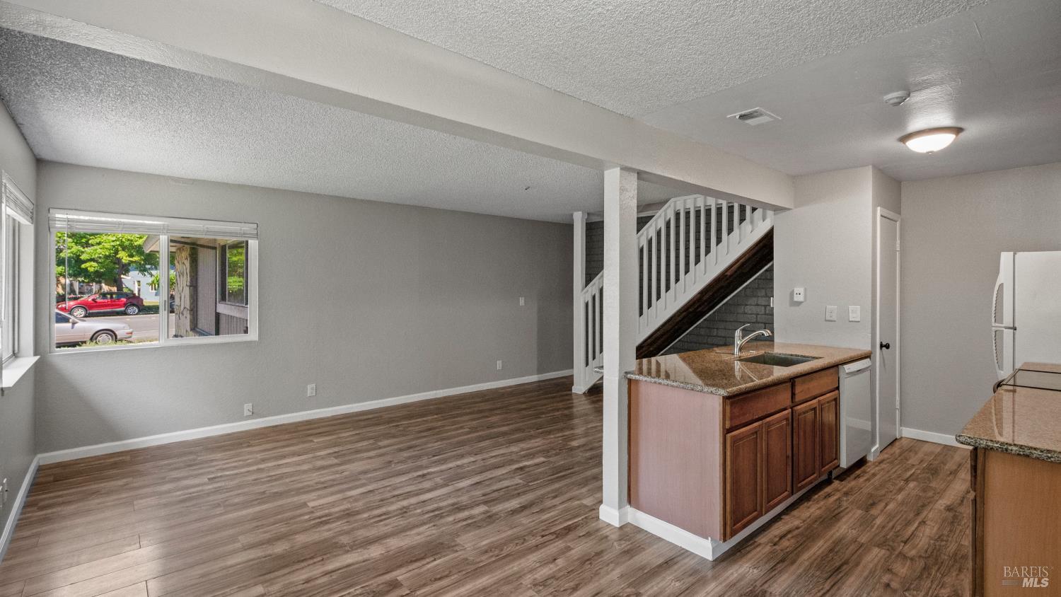 2521 Coffey Lane Santa Rosa, CA 95403 - Photo 4 of 20