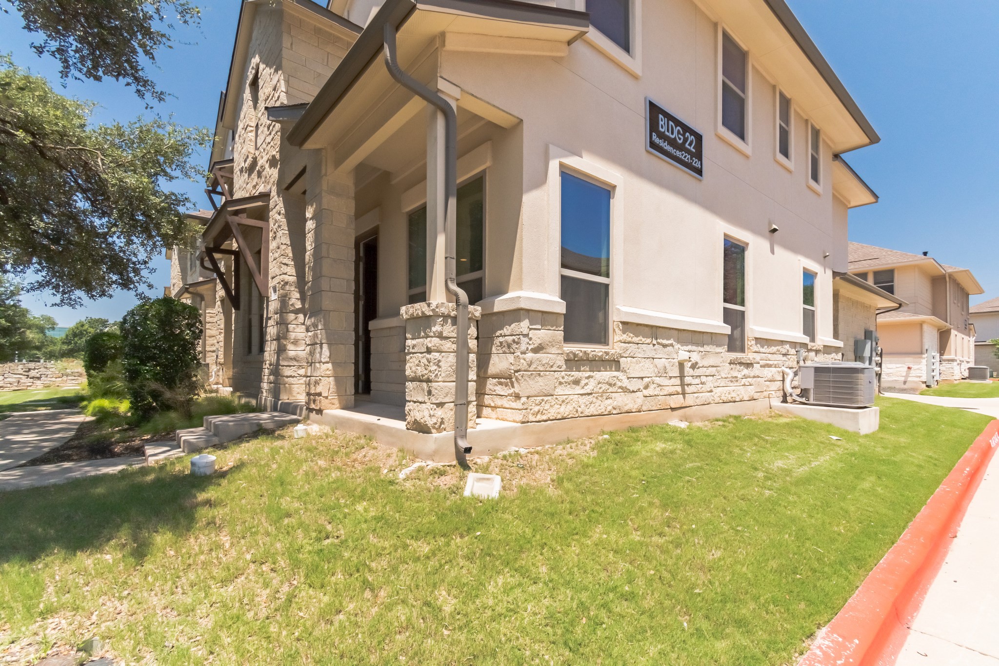 13800 Lyndhurst Street, Unit 221 Austin, TX 78717 - Photo 40 of 40 a swimming pool with the view of buildings