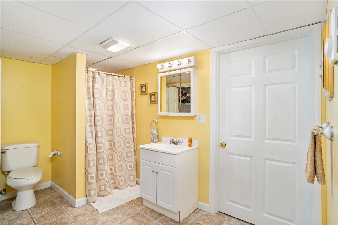 7 Star Avenue Woonsocket, RI 02895 - Photo 15 of 20